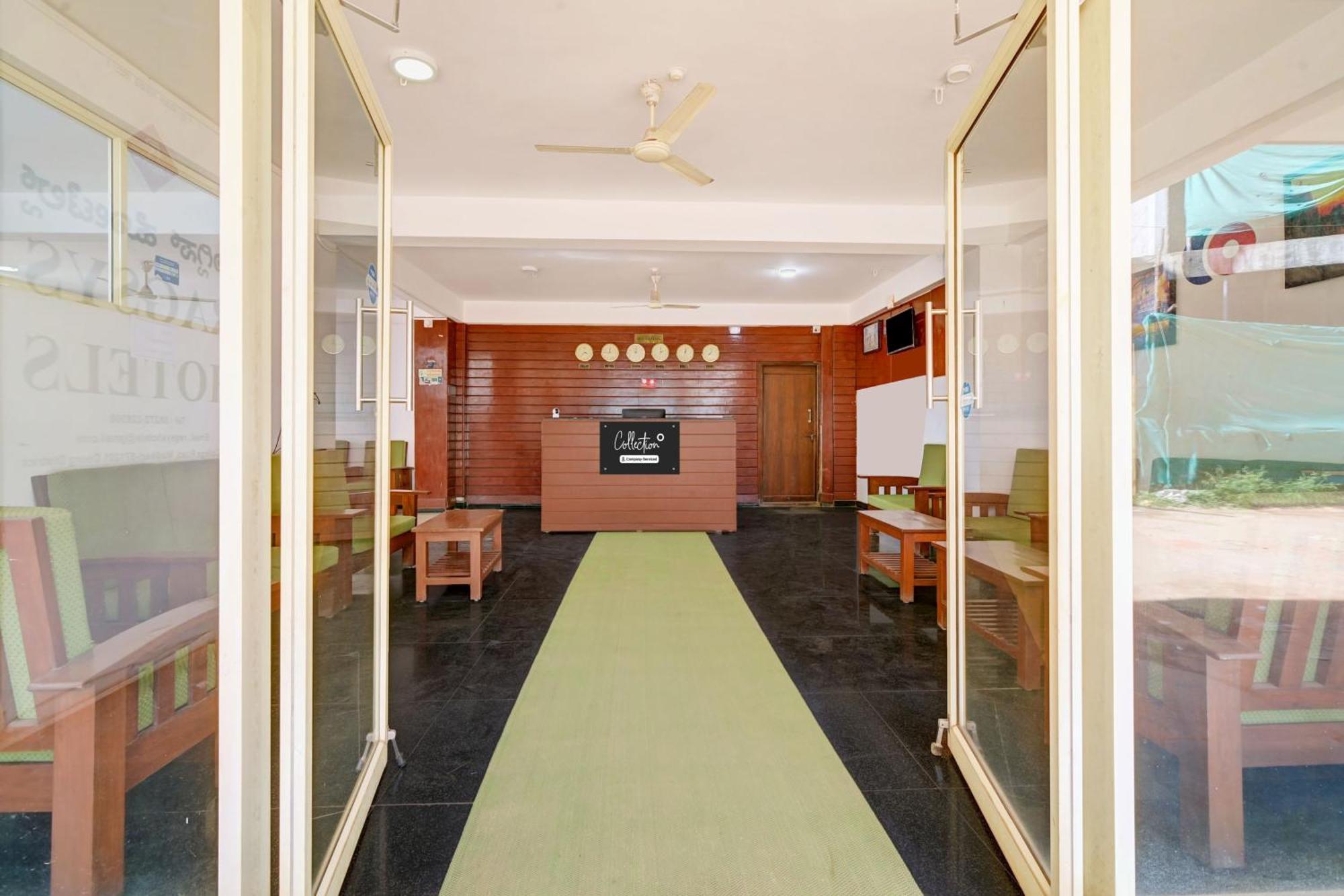 Super Collection O Madikeri City Center Near Ksrtc Bus Stand Coorg Formerly Hotel Ragsys Ngoại thất bức ảnh