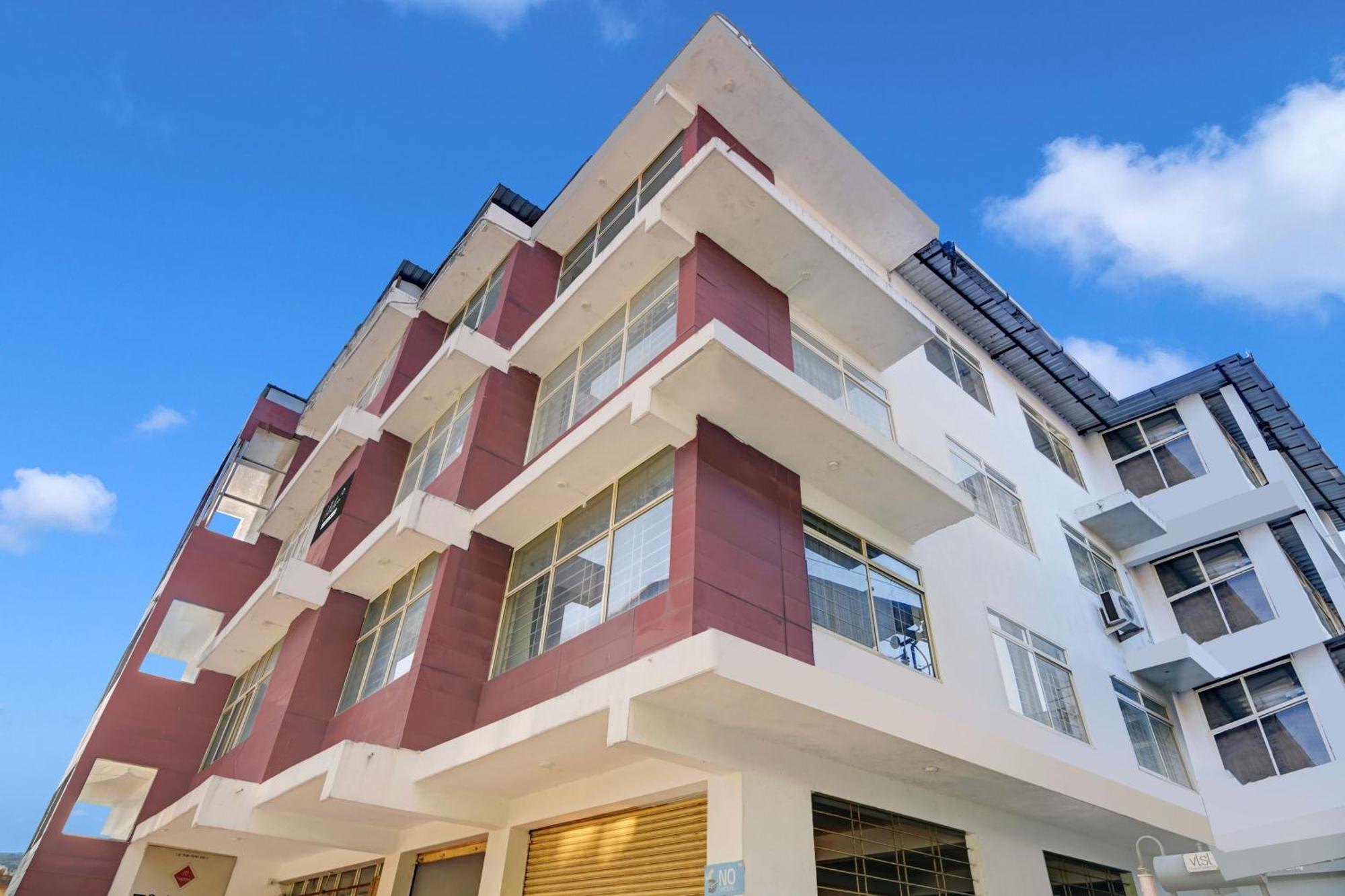 Super Collection O Madikeri City Center Near Ksrtc Bus Stand Coorg Formerly Hotel Ragsys Ngoại thất bức ảnh